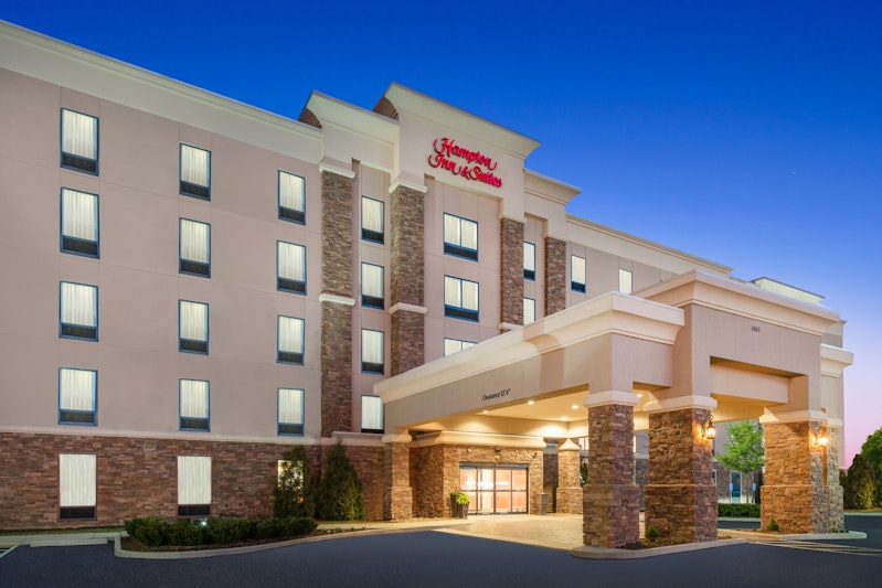 Hampton Inn And Suites Roanoke Airport 6/49