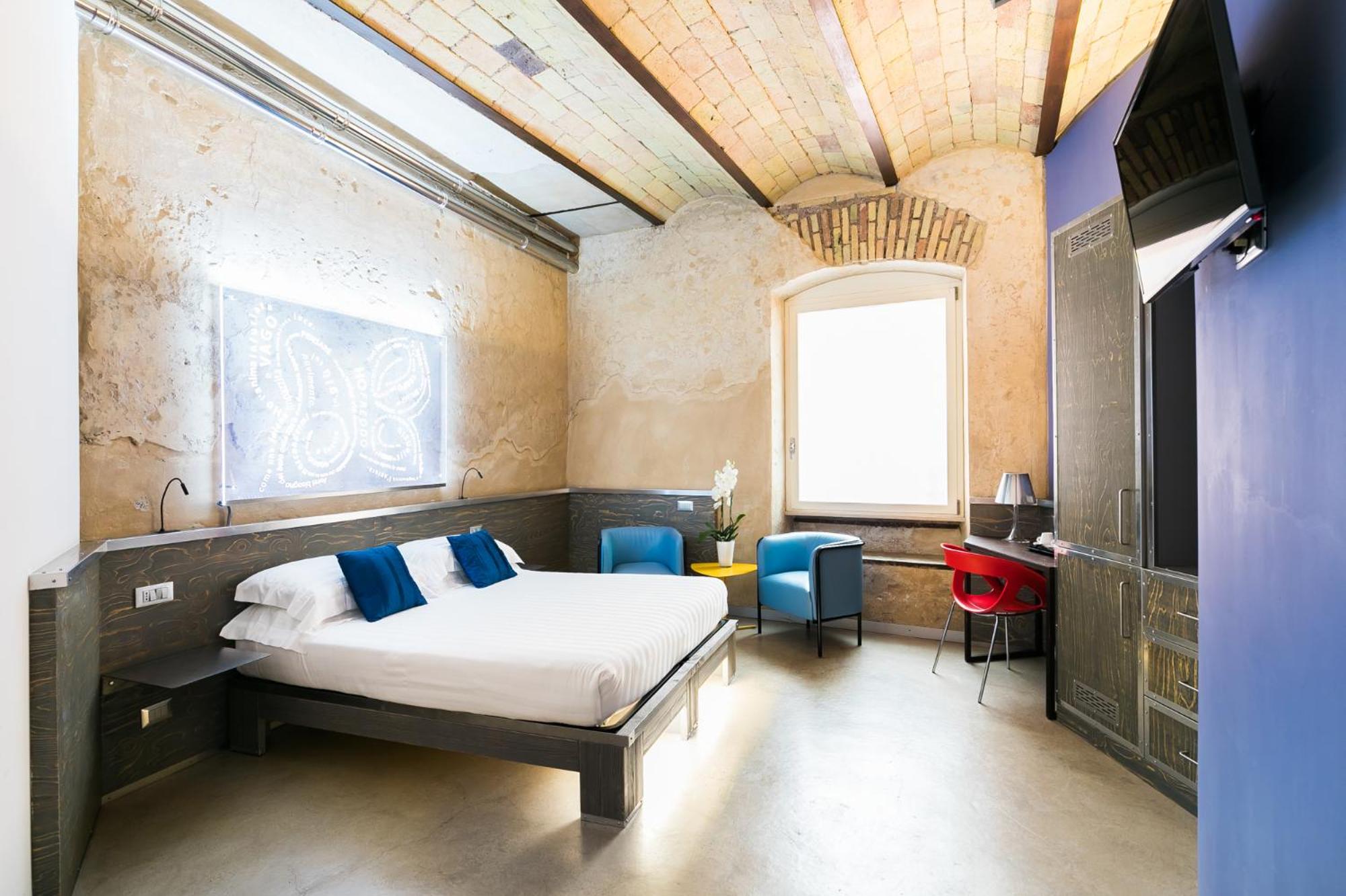 Design, Double or Twin Bed