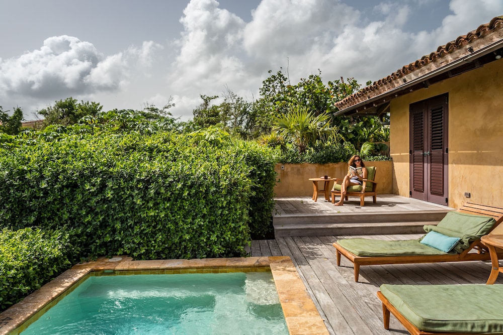 Royal Isabela 23/49