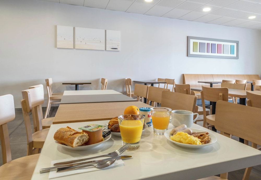 B&B HOTEL La Rochelle Beaulieu Puilboreau 36/50