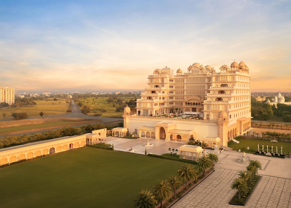 Anantara Jewel Bagh Jaipur Hotel 65/71