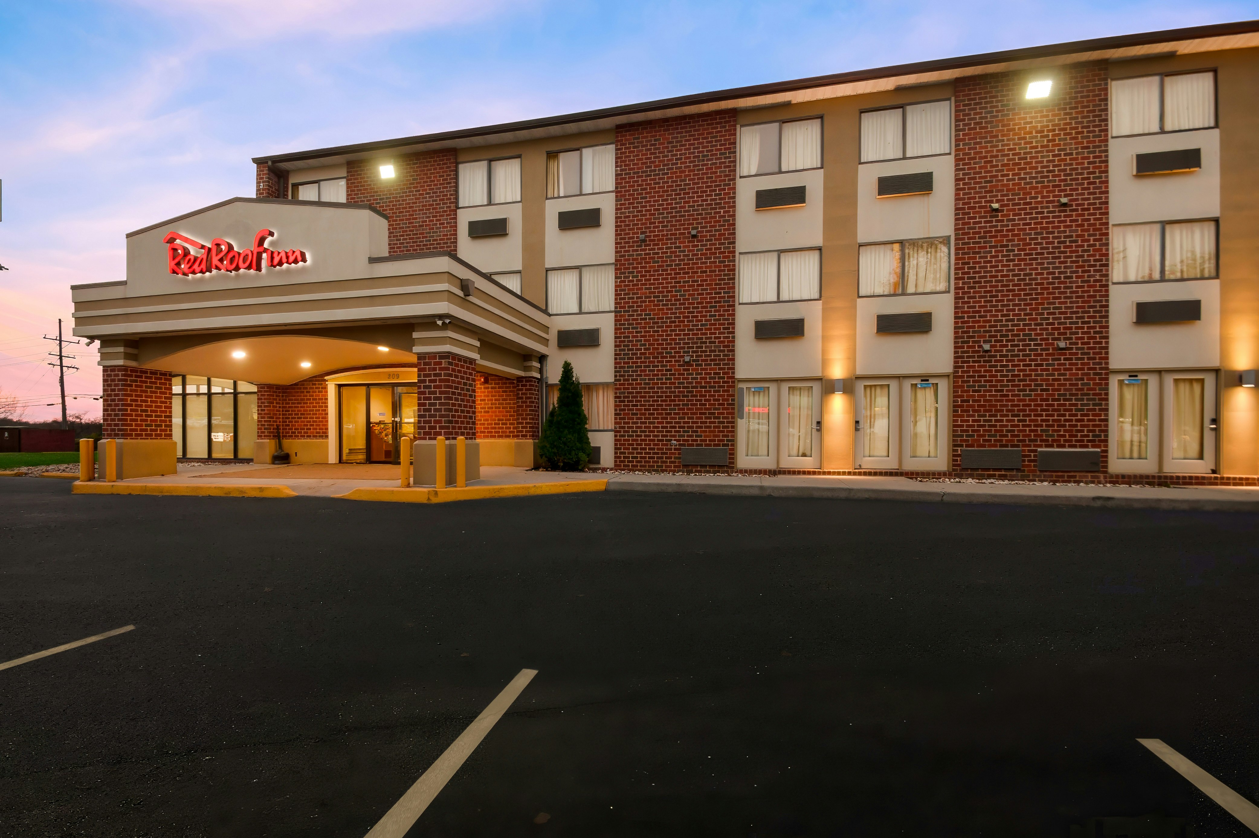 Days Inn Martinsburg 6/24