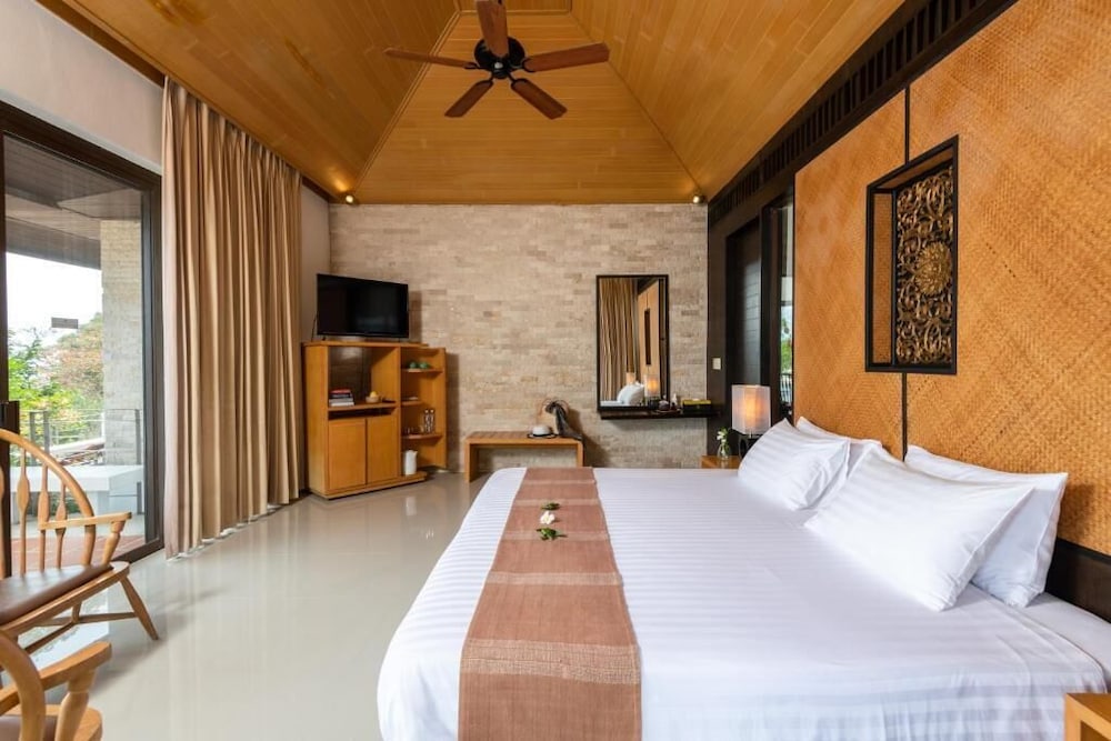 Baan Krating Phuket Resort 28/73
