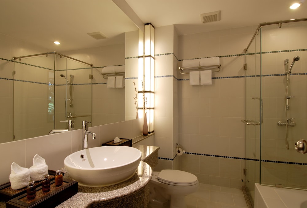 Supalai Scenic Bay Resort and Spa 48/49