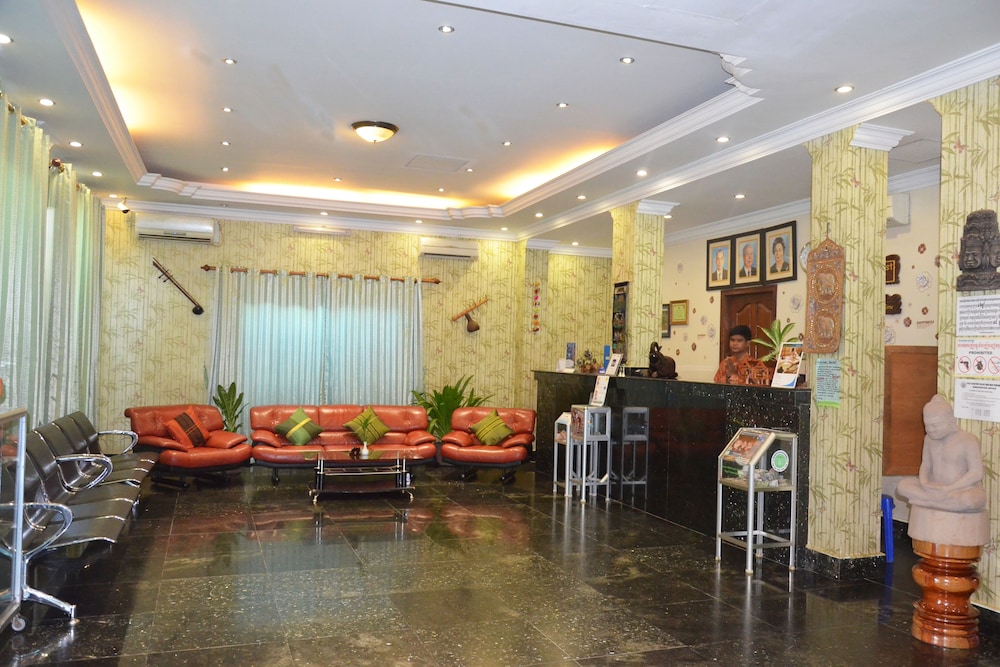 Parklane Hotel 37/50