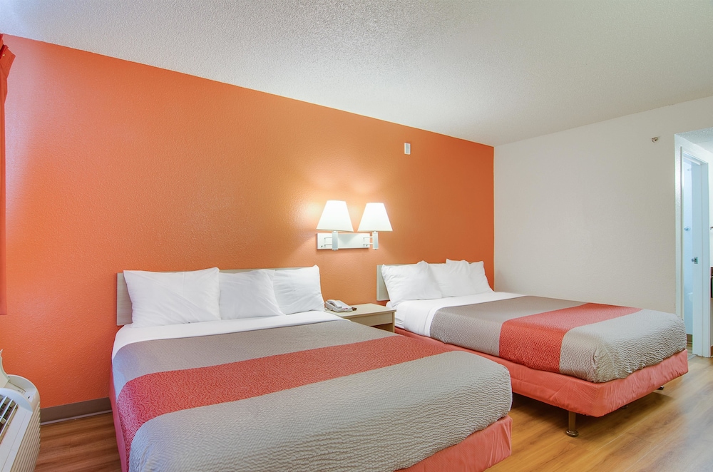 Motel6 Tacoma, WA - South 17/46