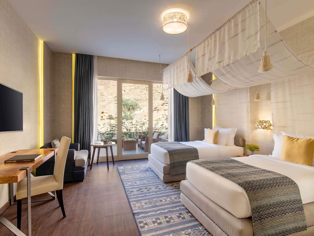 Canyon, Deluxe, Twin Beds