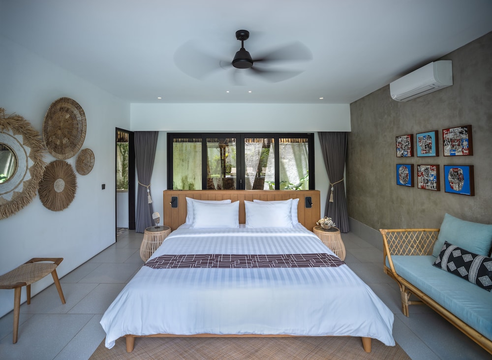 Pantai Indah Villas 7/23