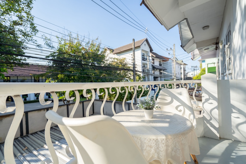 B House Chiangmai Hotel 39/50