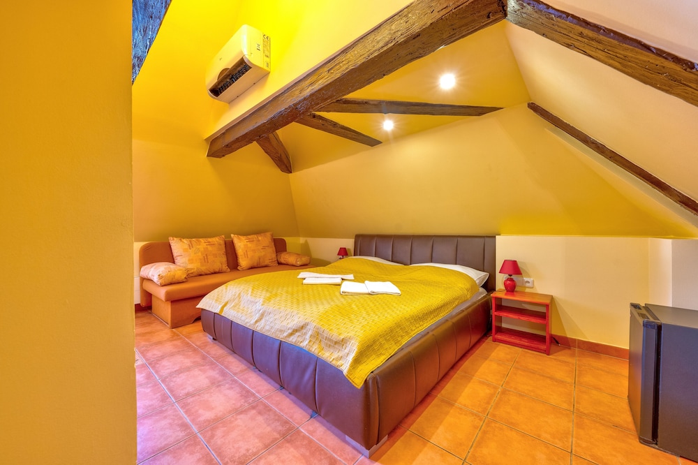 Betlem Club Hotel 17/64