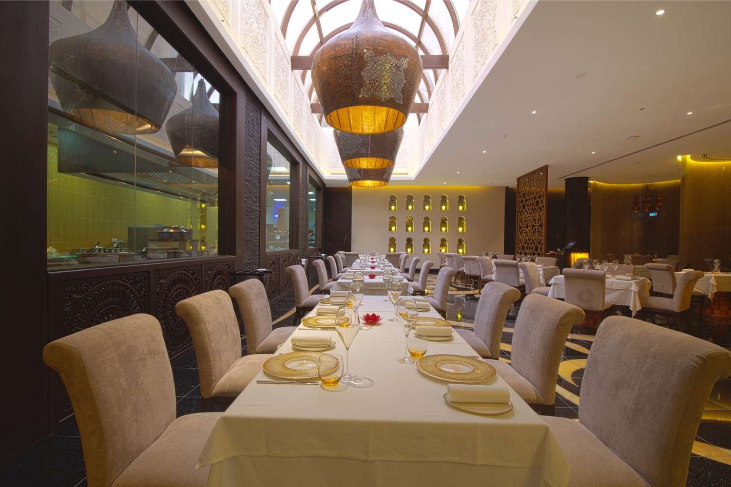 Gulf Executive Residence (within Gulf Hotel premises) 27/38