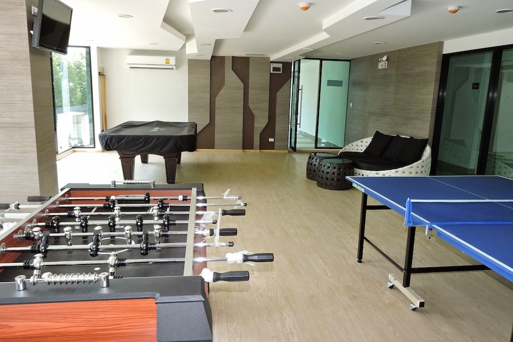 Acqua Condominium 27/50