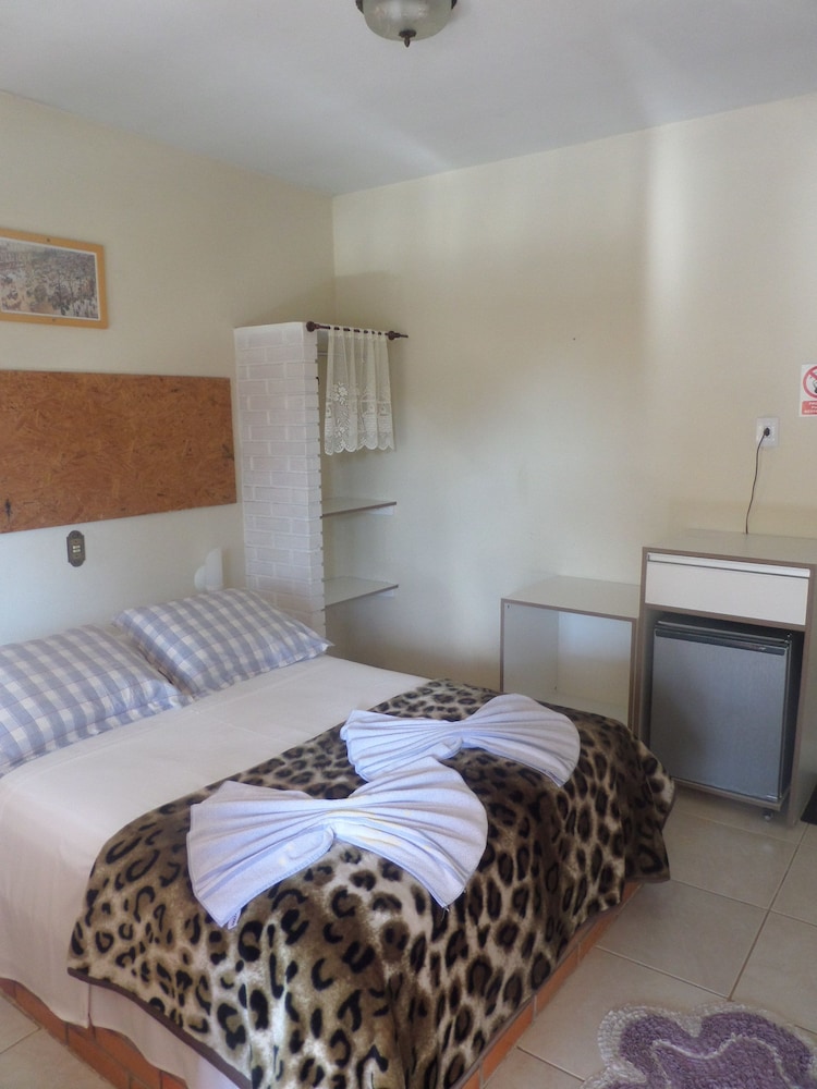 Hotel Balneario Itapocoroi 16/63