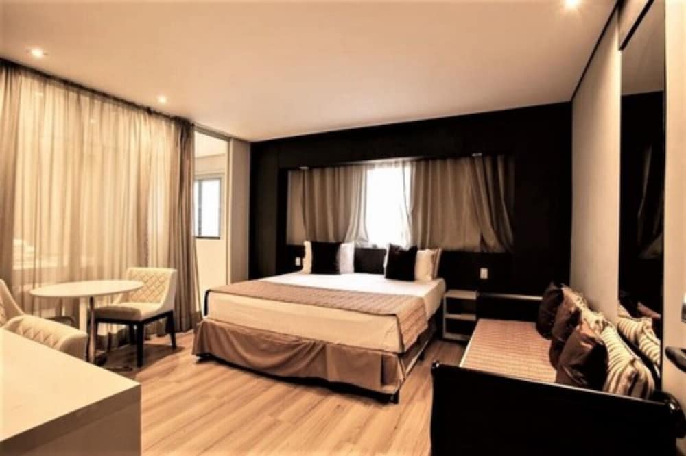 Class Hotel 26/69