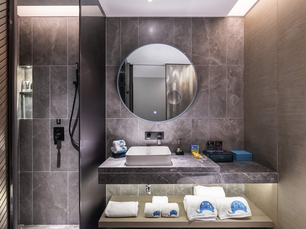 Novotel Yangzhou Slender West Lake 60/60