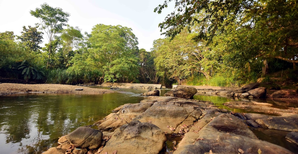 Athgira River Camp 30/38