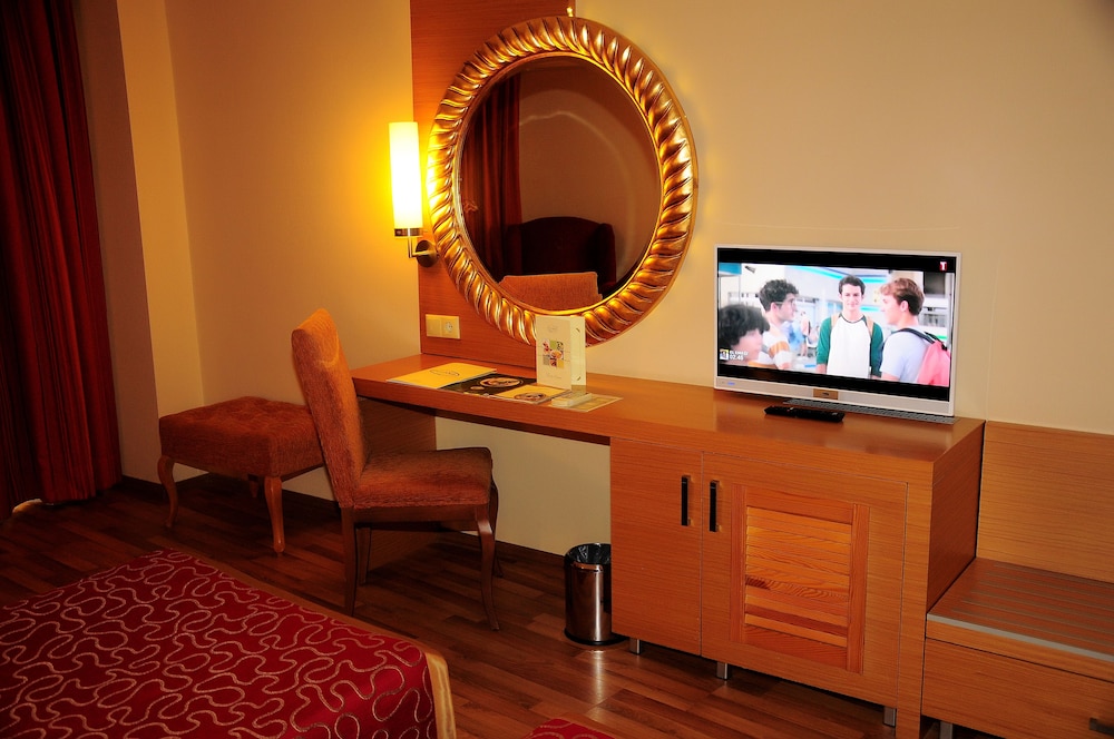 Alaiye Resort & Spa Hotel 32/50