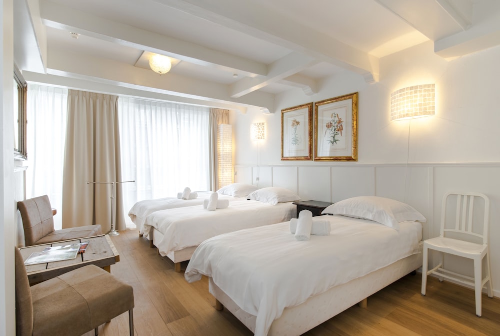 Hotel Calisto 27/48