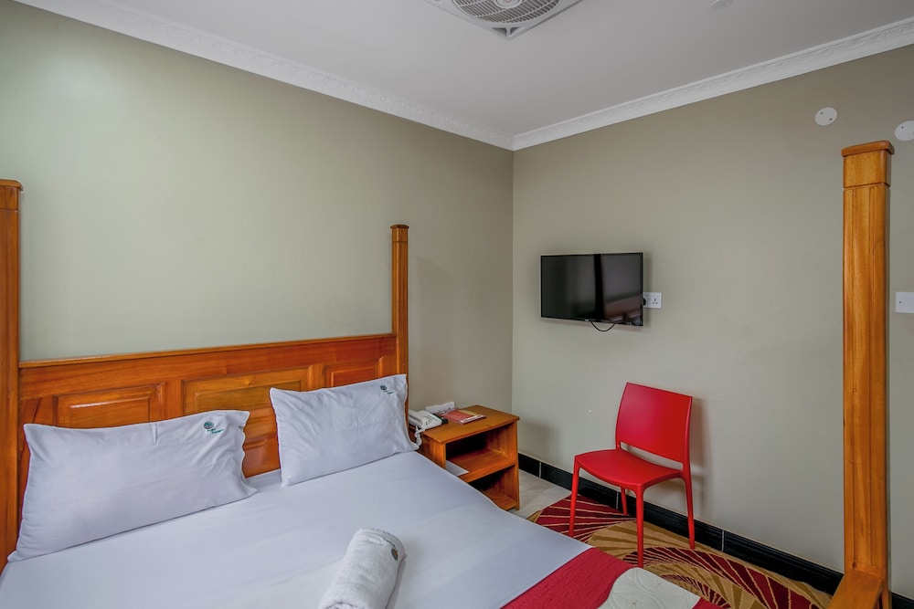 DELUXE, DOUBLE BED