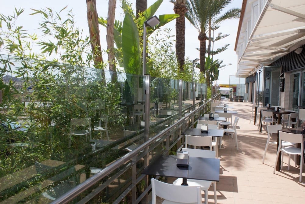 Avent Verahotel 34/44