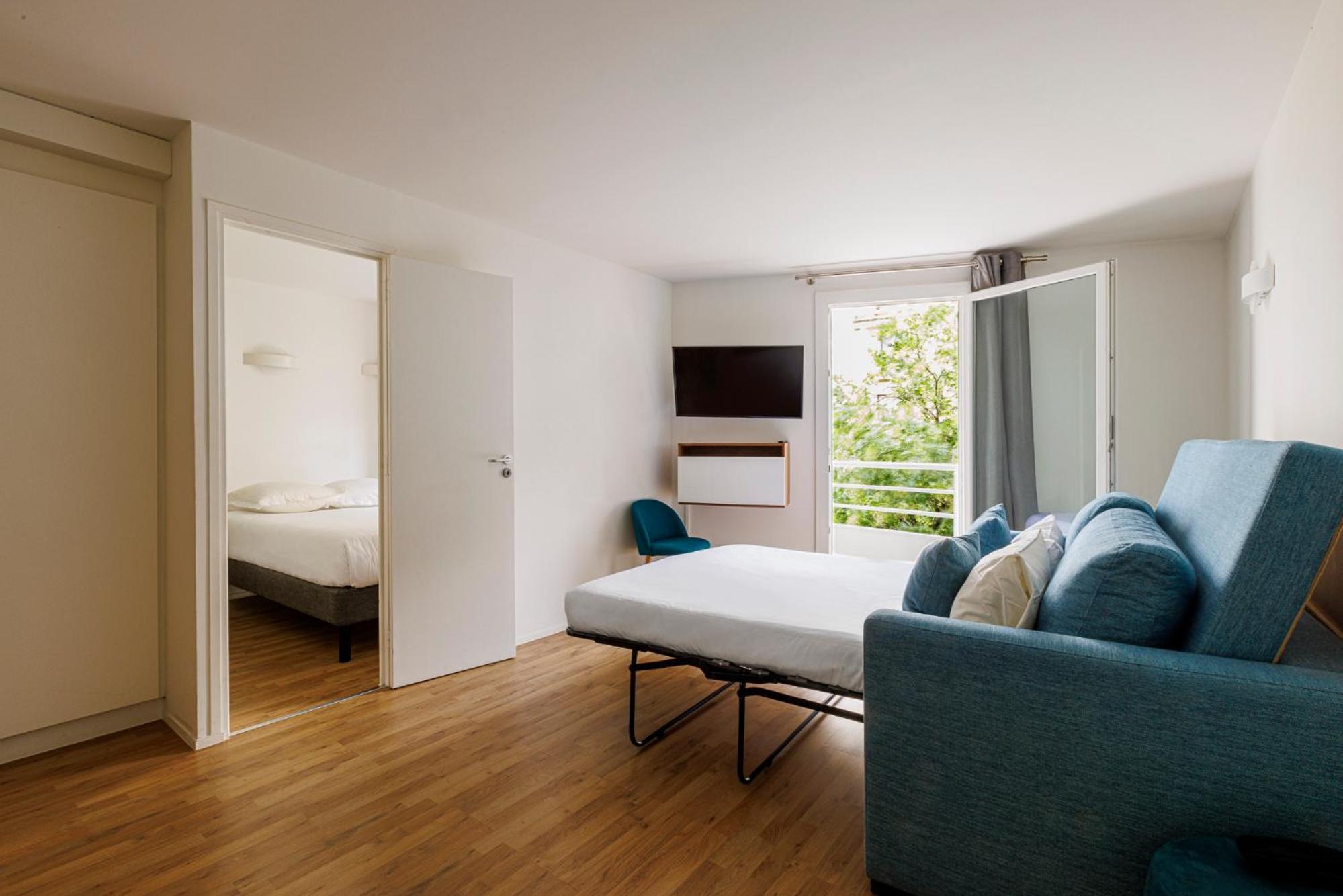 Room, Quadruple, Balcony