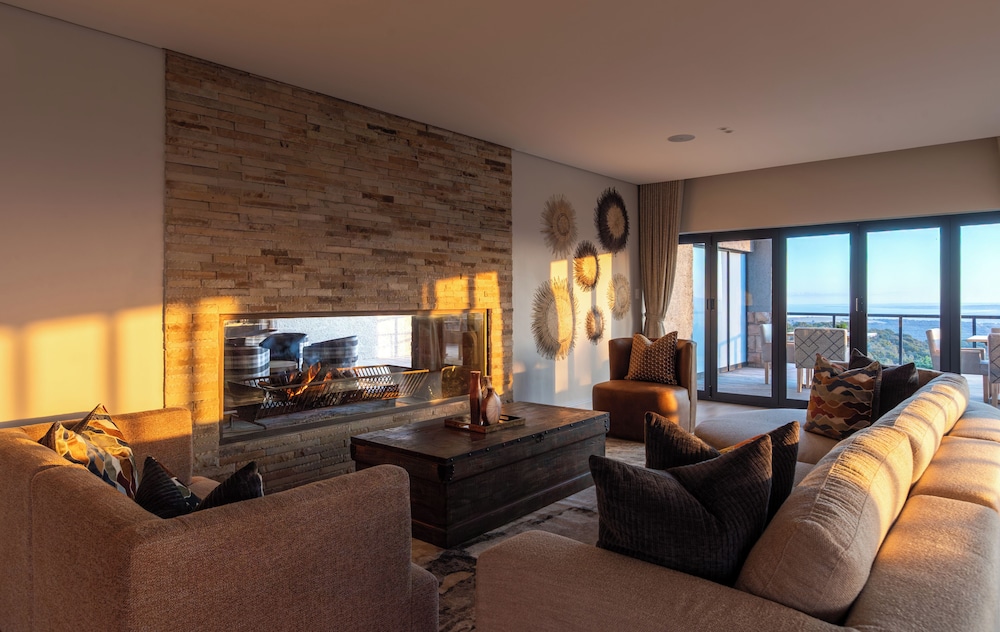 Intle Boutique Hotel 24/50