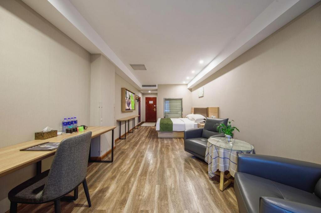 GreenTree Inn Changzhou Henlin Town Zhongtian Express Hotel 34/48