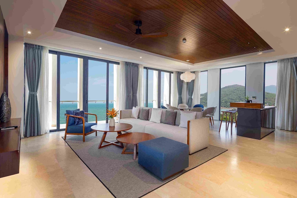 Anya Premier Beachfront Hotel Quy Nhon 27/50