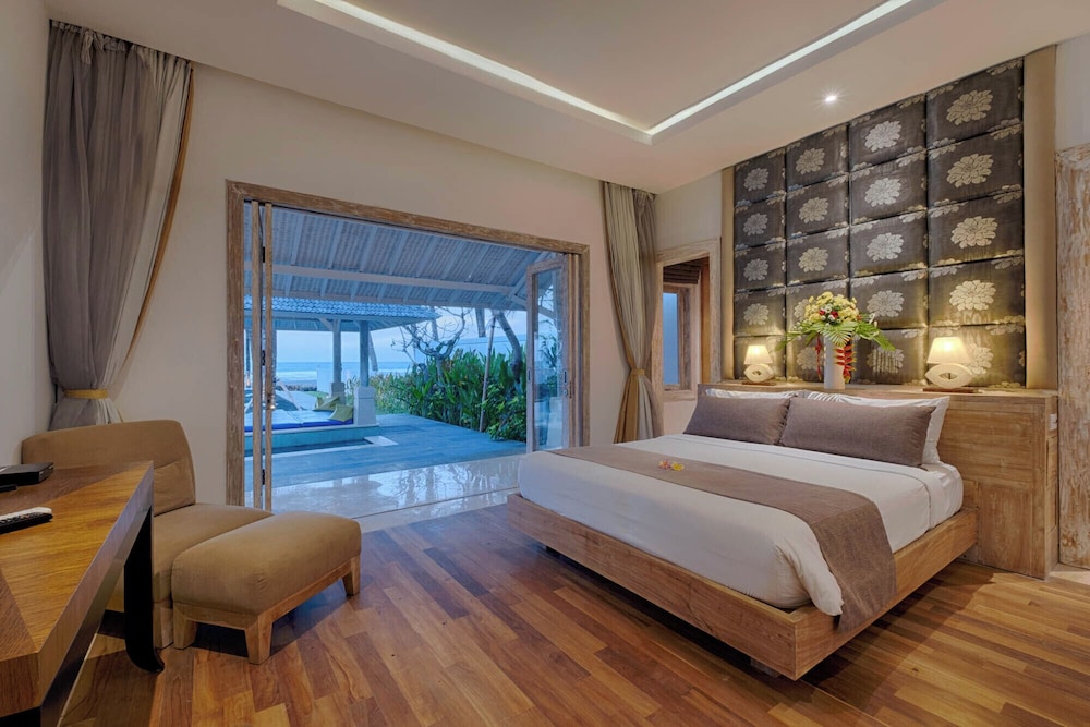 5 Bedrooms, Luxury, Villa, 5 Queen Beds, Beach Front