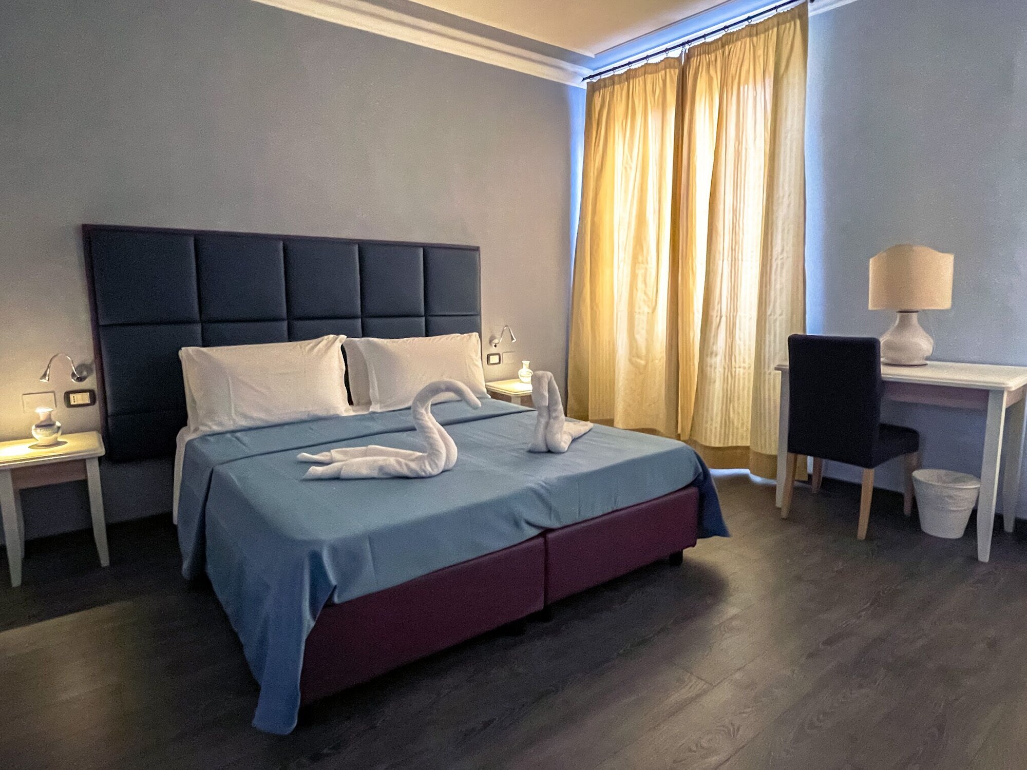 1 BEDROOM, CLASSIC, QUADRUPLE