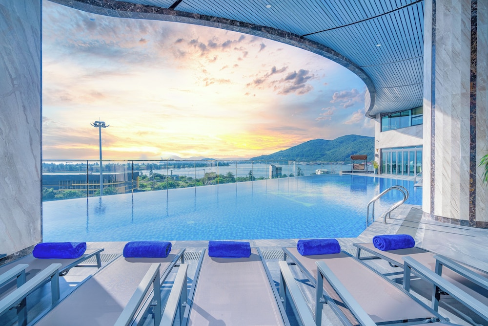 Alansea Danang Hotel 74/100
