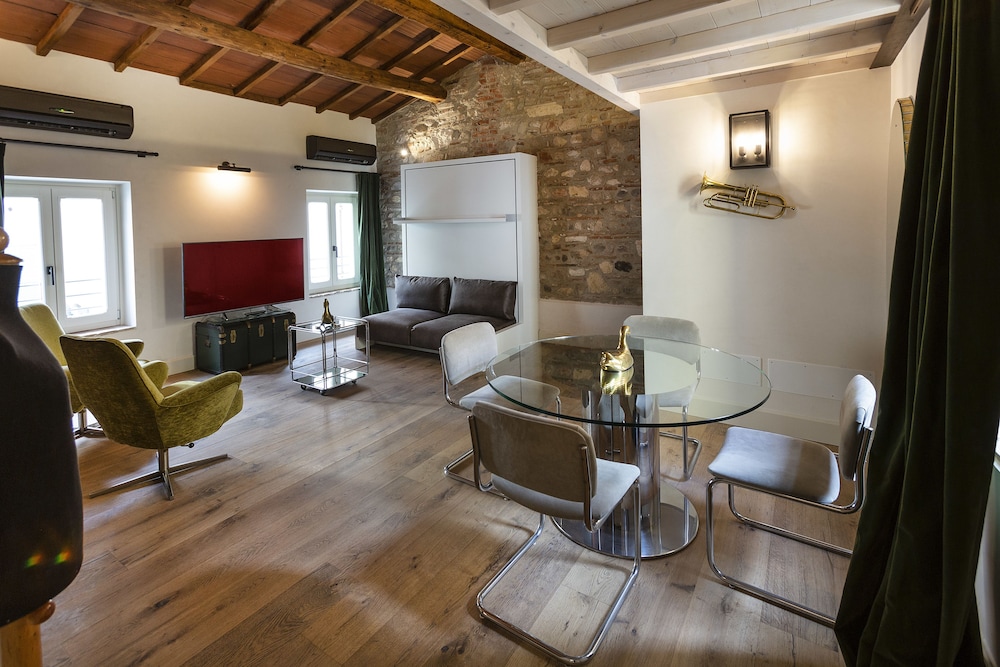 Residenza Palazzo Brenzoni 33/46