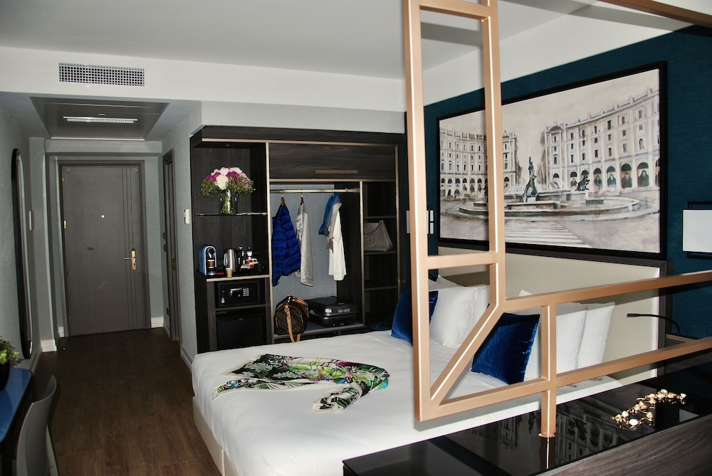 Hotel St Martin 47/63