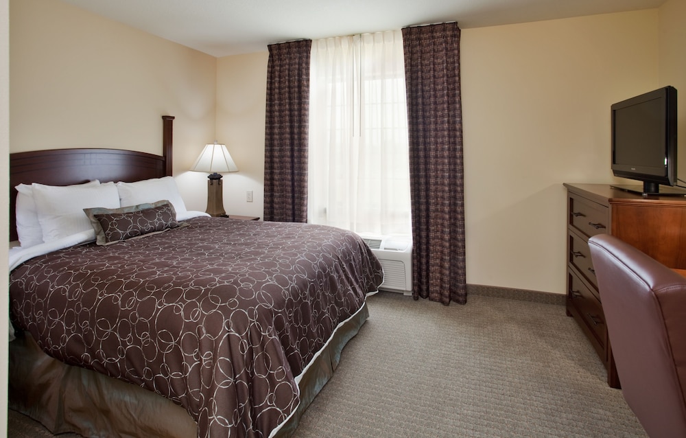 Staybridge Suites Kansas City-Independence 11/63