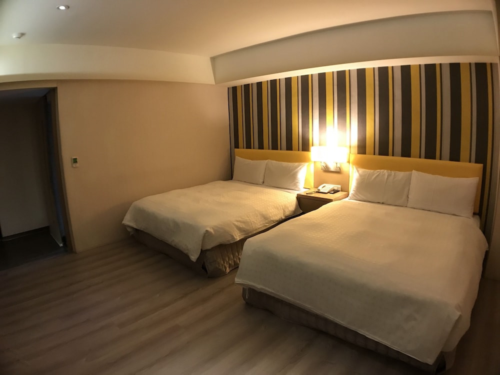 Paris Business Hotel 27/60