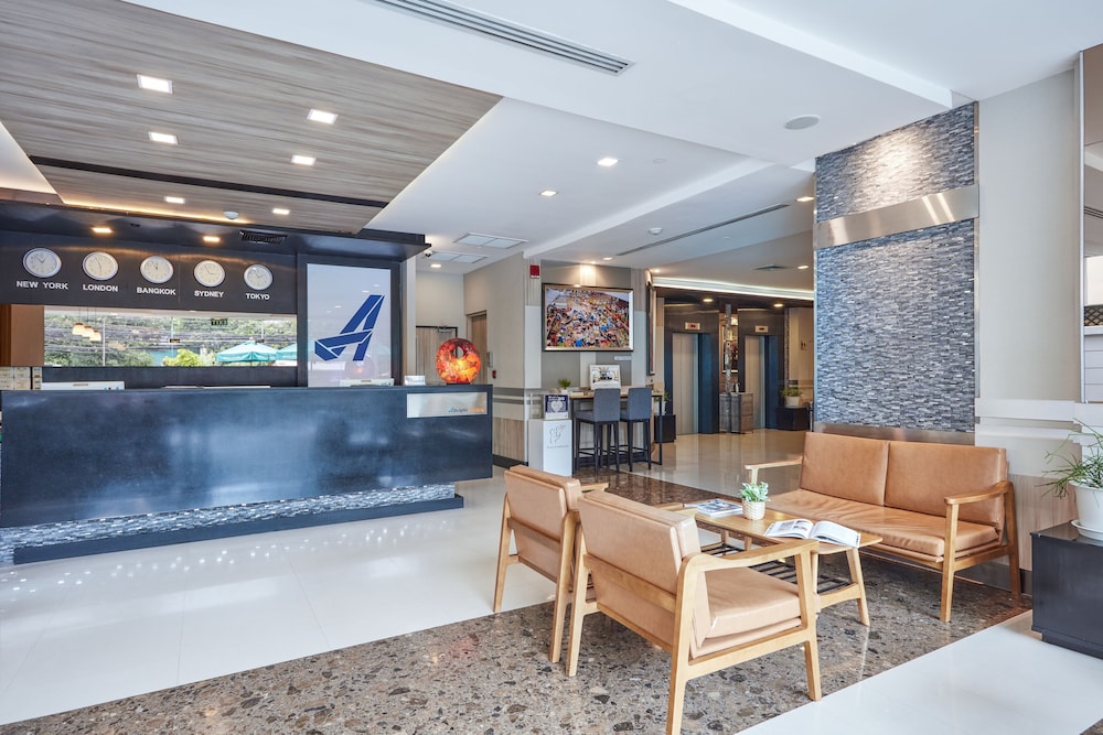 Adelphi Suites Bangkok 54/69