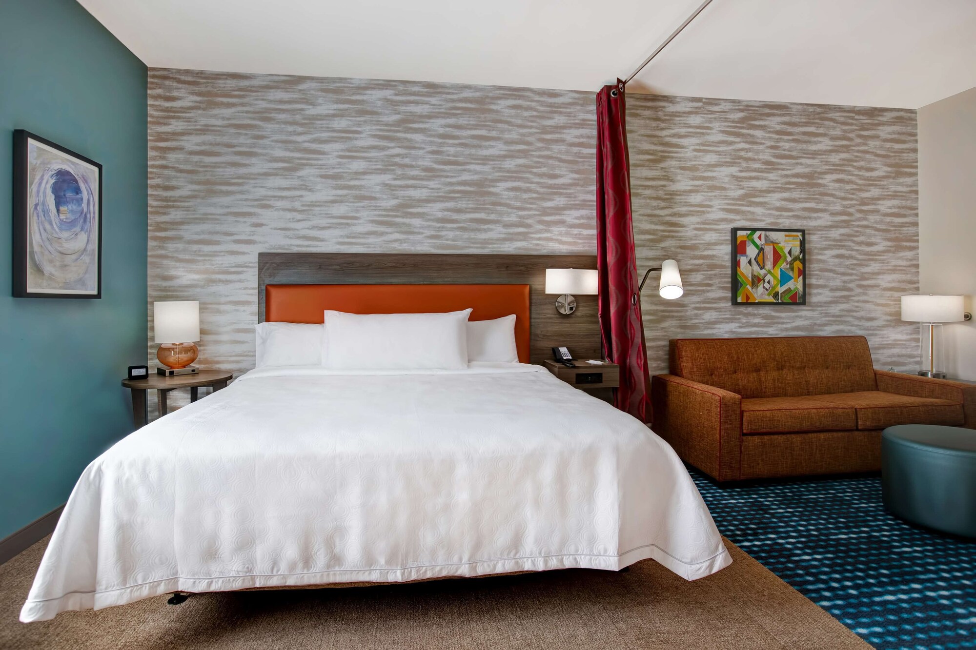 STUDIO, KING BED, ACCESSIBLE