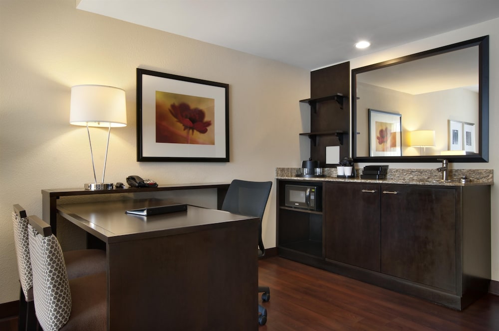 Embassy Suites by Hilton Jackson North Ridgeland 43/57