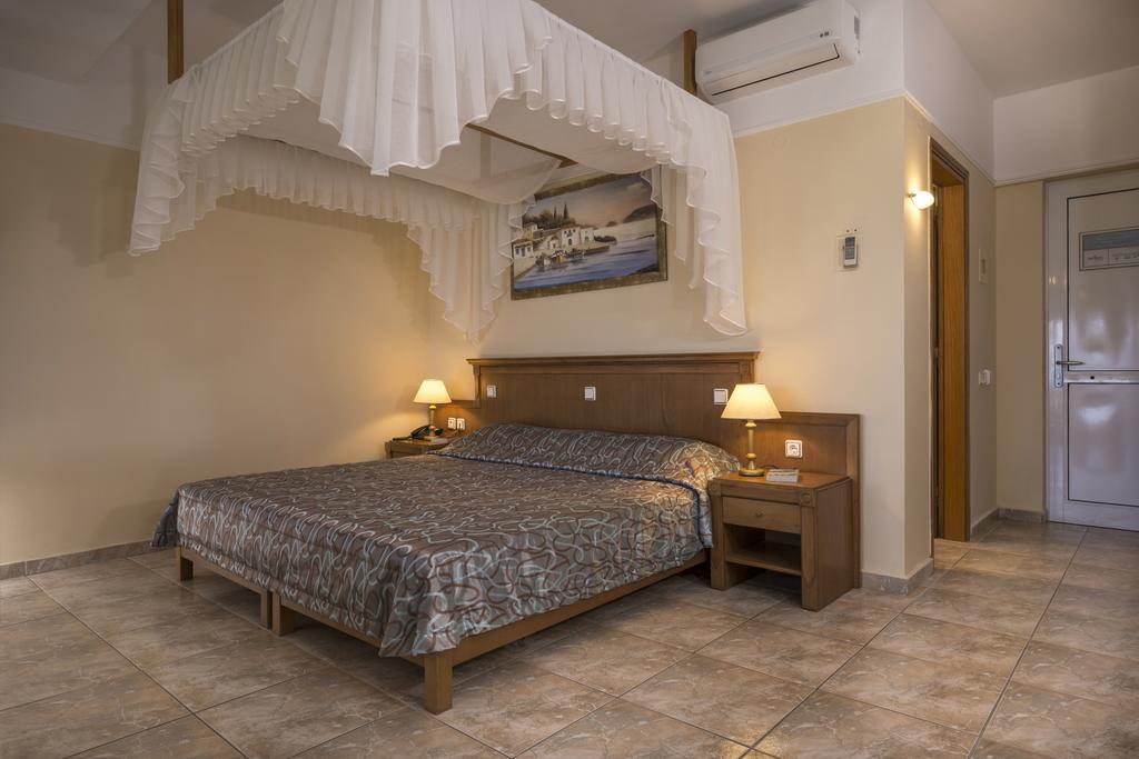 JUNIOR SUITE FRONT SEA VIEW