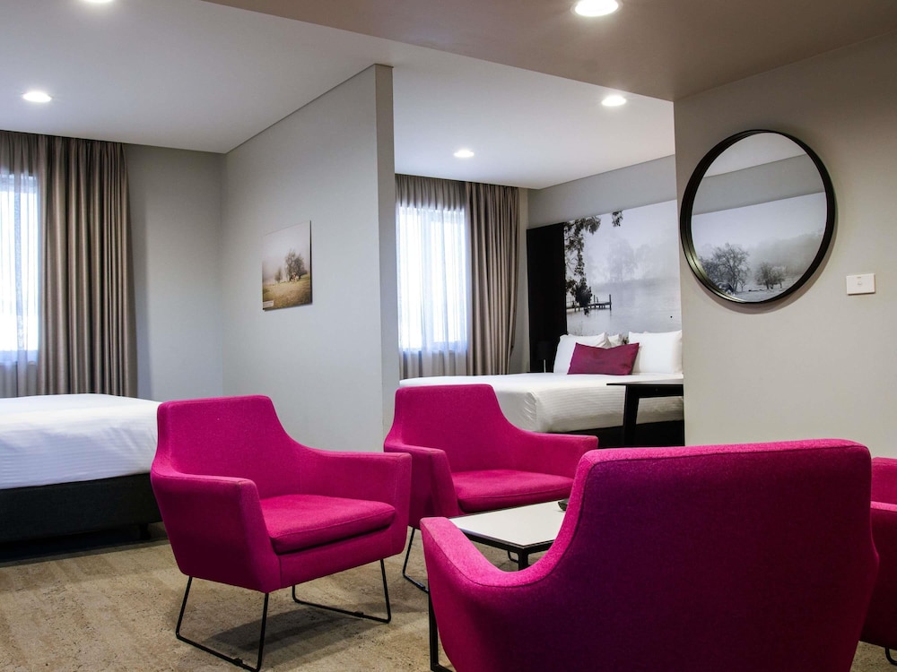 Mercure Tamworth 38/55