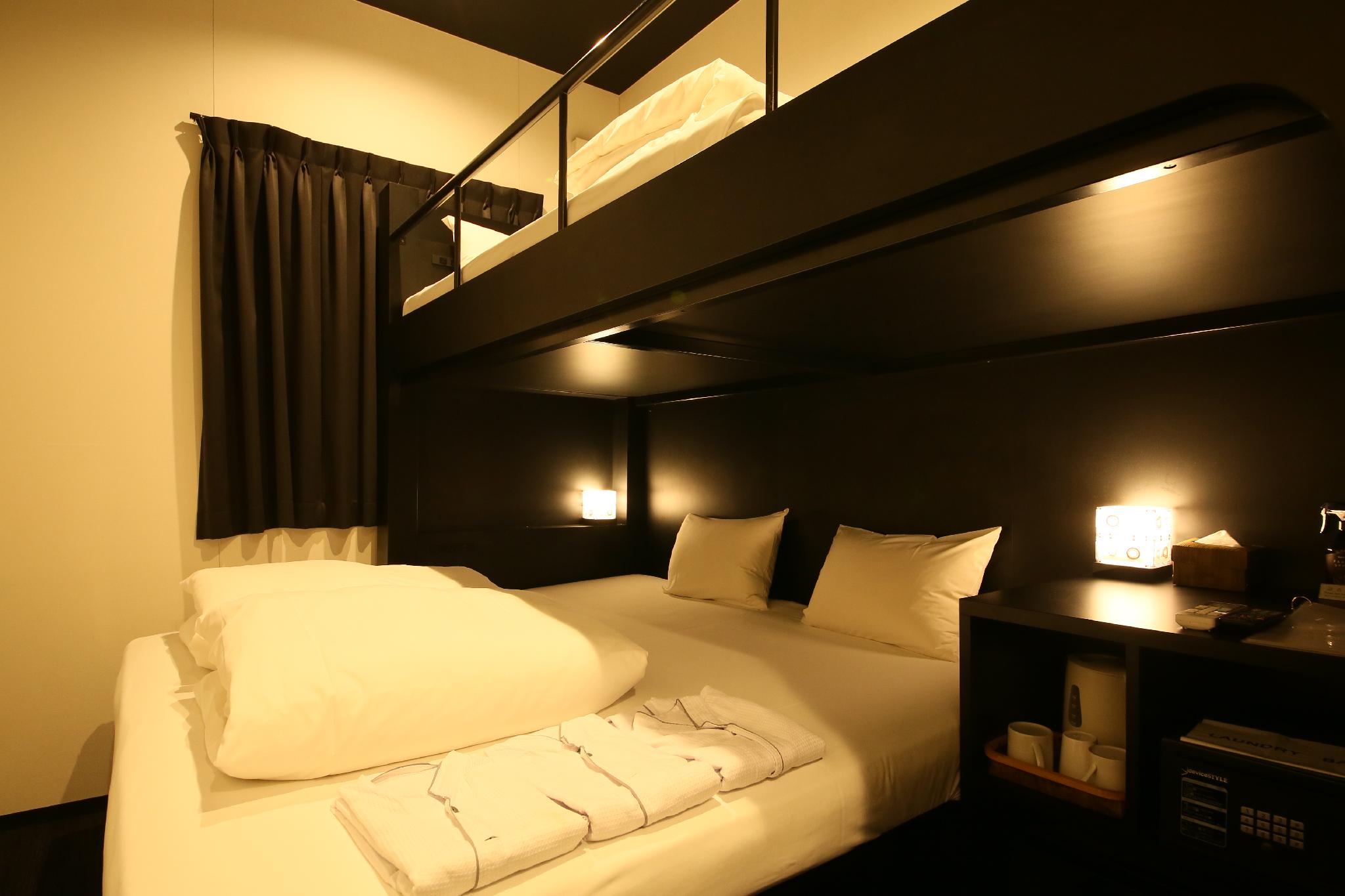 Loft, Standard, Triple, Single, 2 Beds, High Floor