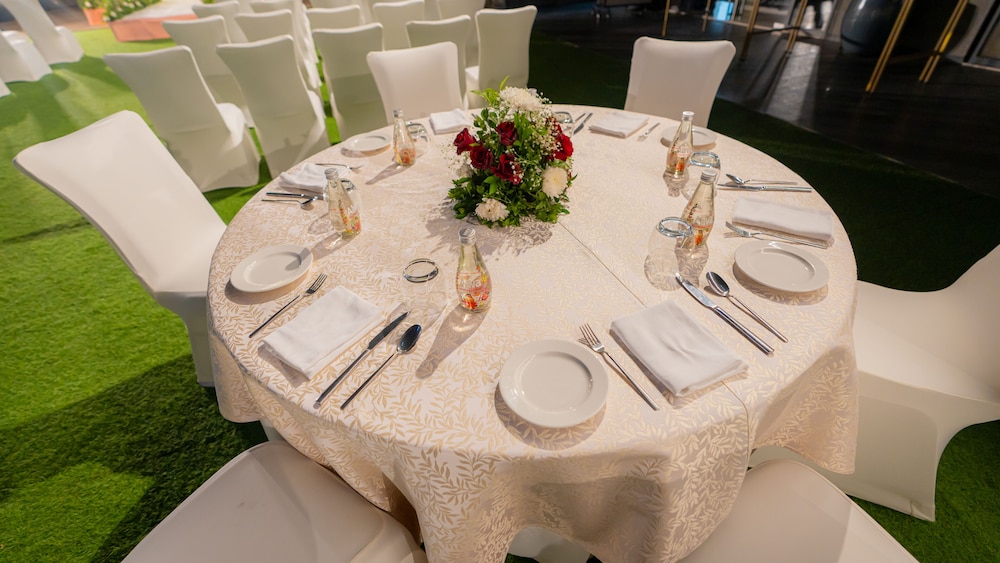 Courtyard By Marriott Vadodara 31/45