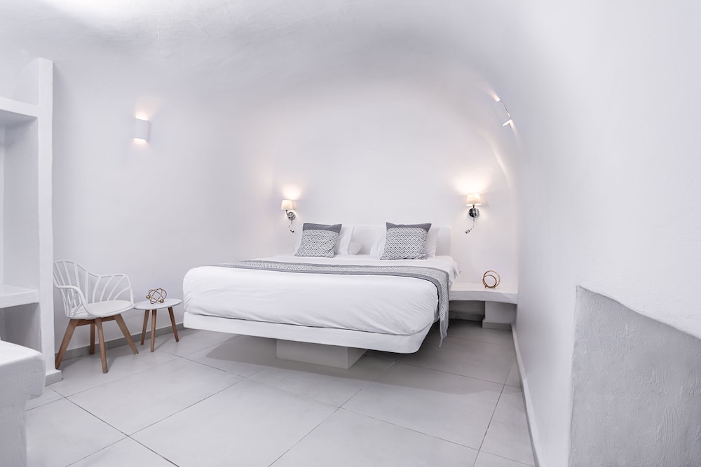 Caldera Premium Villas 12/70