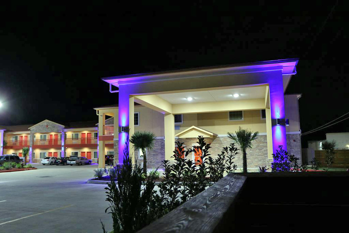 Scottish Inn and Suites IAH Airport 4/46