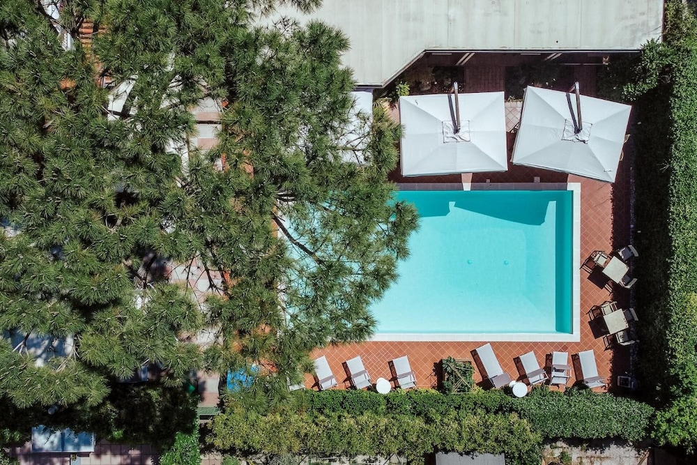 Hotel La Tavernetta 49/77