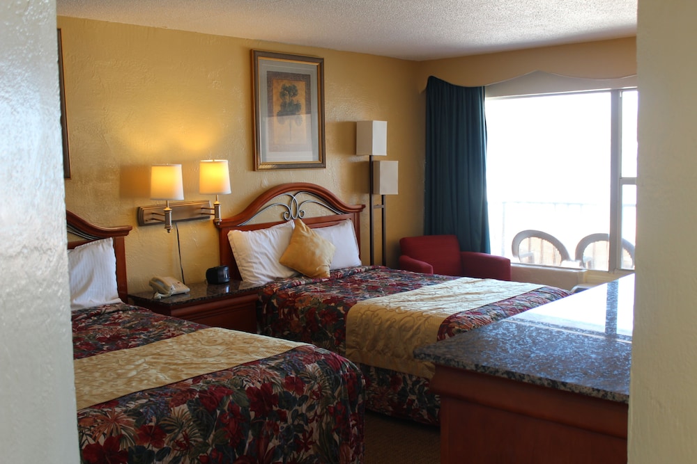 Grand Prix Motel on the Beach 16/48