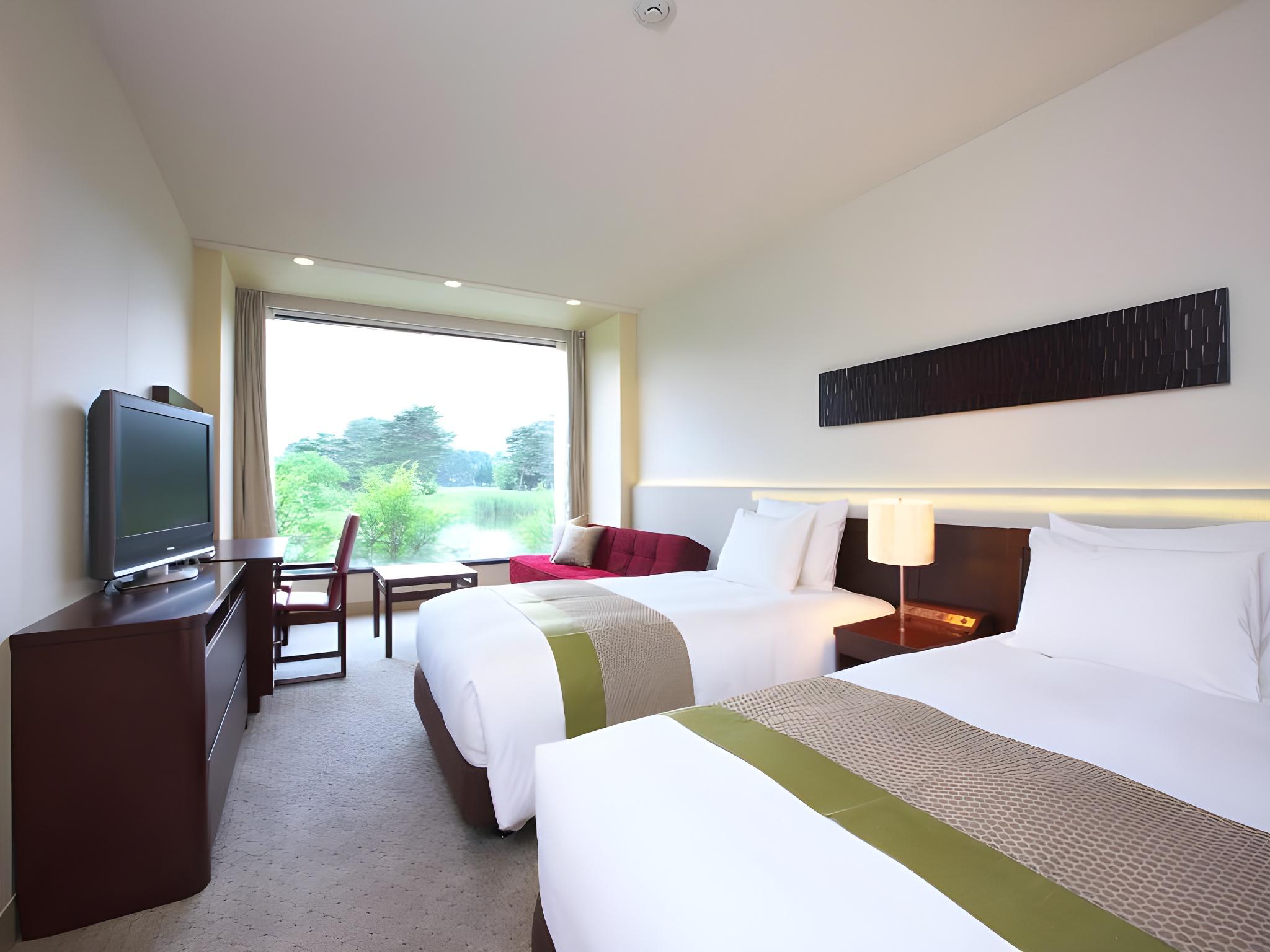 Garden, Triple, Twin Beds, with Extra Bed, Smoking