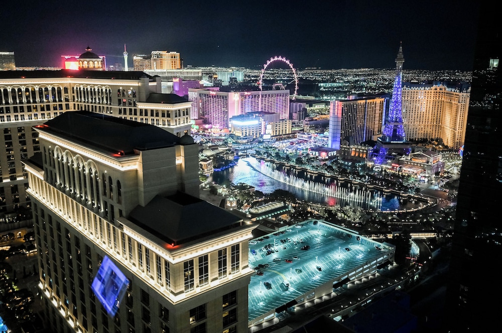 Secret Suites At Vdara 7/50