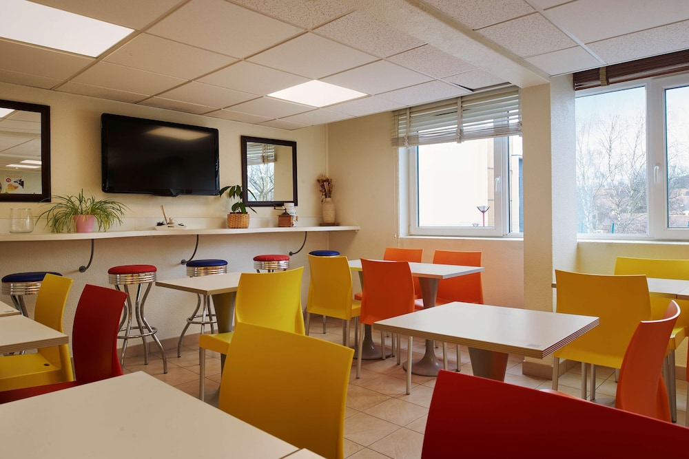 Hotel Premiere Classe Le Mans Ouest Universite 28/34