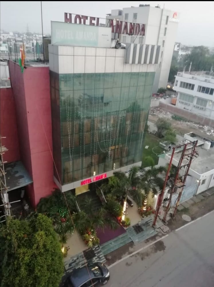 Hotel Amanda 3/42
